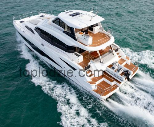 Aquila 70 Power Catamaran opinia i specyfikacje